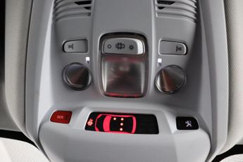 Peugeot 3008 1.6 13.2kWh Allure Premium e-EAT 4WD Euro 6 (s/s) 5dr