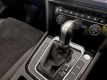 Volkswagen Passat 2.0 TDI GT Estate 5dr Diesel DSG Euro 6 (s/s) (150 ps)