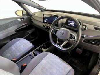 Volkswagen ID.3 Pro Performance 58kWh Life Hatchback 5dr Electric Auto (204 ps)