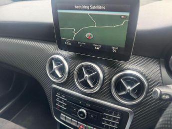 MERCEDES-BENZ A-CLASS 2.1 A200d AMG Line (Premium) Hatchback 5dr Diesel 7G-DCT Euro 6 