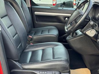 Peugeot Traveller 2.0 BlueHDi Allure Standard MPV MWB Euro 6 (s/s) 5dr