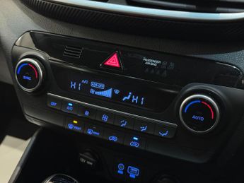 Hyundai TUCSON 1.6 T-GDi SE Nav DCT Euro 6 (s/s) 5dr