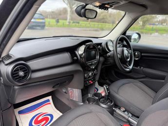 MINI Hatch 1.5 Cooper Classic Steptronic Euro 6 (s/s) 5dr