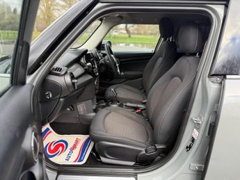 MINI Hatch 1.5 Cooper Classic Steptronic Euro 6 (s/s) 5dr