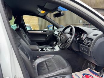 Volkswagen Touareg 3.0 TDI V6 BlueMotion Tech Altitude Tiptronic 4WD Euro 5 (s/s) 5