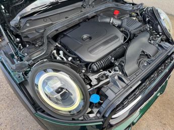 MINI Hatch 2.0 Cooper S Sport Steptronic Euro 6 (s/s) 5dr