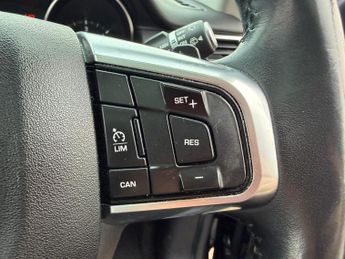 Land Rover Discovery Sport 2.0 TD4 HSE Auto 4WD Euro 6 (s/s) 5dr