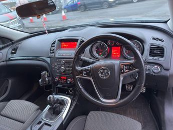 Vauxhall Insignia 2.0 CDTi SRi Euro 5 5dr