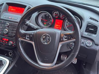 Vauxhall Insignia 2.0 CDTi SRi Euro 5 5dr