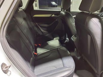 Audi Q3 1.4 TFSI CoD S line S Tronic Euro 6 (s/s) 5dr (Nav)