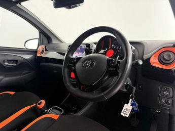 Toyota AYGO 1.0 VVT-i JBL Edition x-shift Euro 6 5dr