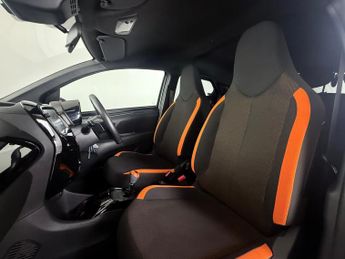 Toyota AYGO 1.0 VVT-i JBL Edition x-shift Euro 6 5dr