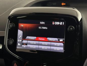 Toyota AYGO 1.0 VVT-i JBL Edition x-shift Euro 6 5dr