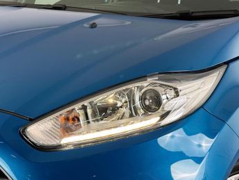 Ford Fiesta 1.6 Titanium Powershift Euro 6 5dr
