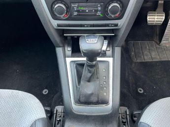 Skoda Octavia 2.0 TDI vRS DSG Euro 5 5dr