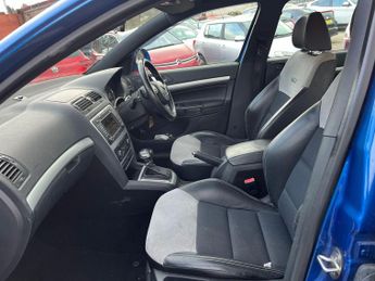 Skoda Octavia 2.0 TDI vRS DSG Euro 5 5dr