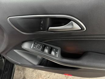 Mercedes-Benz A Class 1.5 A180 CDI Sport 7G-DCT Euro 5 (s/s) 5dr