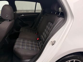 Volkswagen Golf 1.4 TSI 8.7kWh GTE DSG Euro 6 (s/s) 5dr