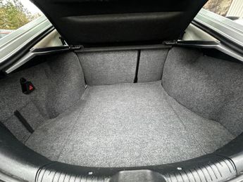 Ford Mondeo 2.0 Ghia 5dr
