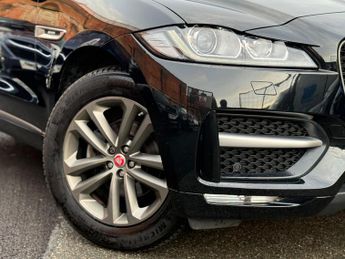 Jaguar F-PACE 2.0 D180 R-Sport Auto AWD Euro 6 (s/s) 5dr