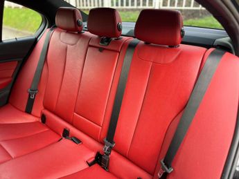 BMW 3 Series 2.0 320d Sport Auto Euro 5 (s/s) 4dr