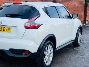Nissan Juke 1.6 N-Connecta XTRON Euro 6 5dr