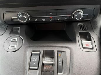 VAUXHALL COMBO LIFE DESIGN XL 7 Seater