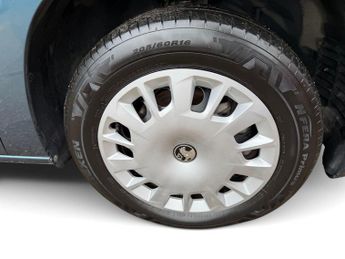 VAUXHALL COMBO LIFE DESIGN XL 7 Seater