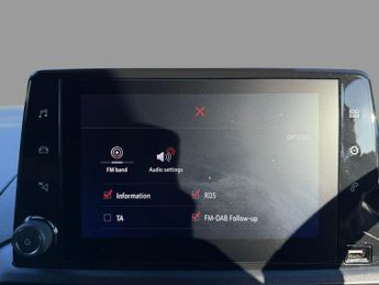 VAUXHALL COMBO LIFE SE XL S/S WAV Conversion