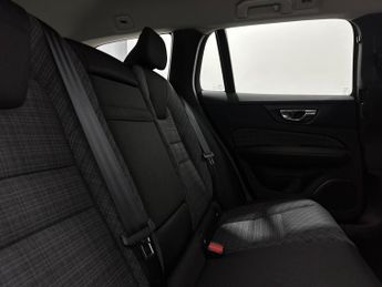 Volvo V60 2.0 B3 MHEV Momentum DCT Auto Euro 6 (s/s) 5dr