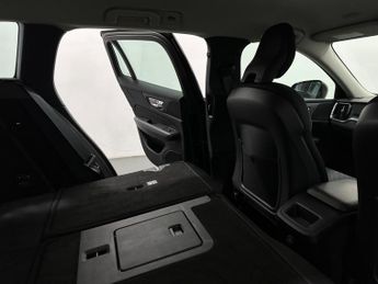 Volvo V60 2.0 B3 MHEV Momentum DCT Auto Euro 6 (s/s) 5dr