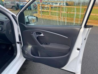 Volkswagen Polo 1.2 TSI BlueMotion Tech SE Hatchback 5dr Petrol DSG Euro 6 (s/s)