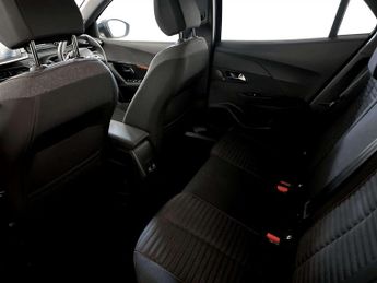 Peugeot E-2008 50kWh Active Premium + SUV 5dr Electric Auto (7kW Charger) (136 