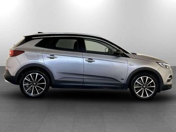 Vauxhall Grandland X 1.6 13.2kWh Business Edition Nav SUV 5dr Petrol Plug-in Hybrid A