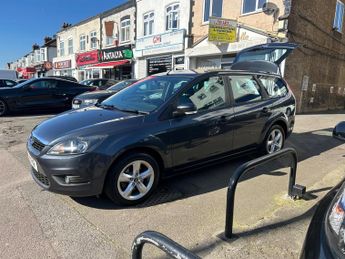 Ford Focus 1.6 Zetec 5dr