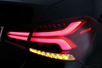 Mercedes-Benz A Class 1.3 A250e 15.6kWh AMG Line Edition (Executive) 8G-DCT Euro 6 (s/