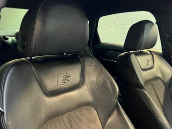 Audi A6 Saloon 2.0 TDI 40 Black Edition S Tronic Euro 6 (s/s) 4dr