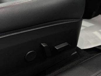 Tesla Model 3 Standard Range Plus Auto RWD 4dr