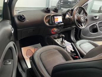 Smart fortwo 17.6kWh Prime (Premium) Auto 2dr (22kW Charger)
