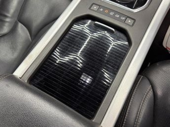 Land Rover Range Rover Evoque 2.2 SD4 Dynamic Auto 4WD Euro 5 5dr