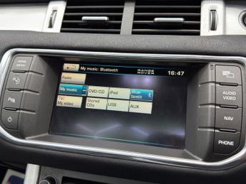 Land Rover Range Rover Evoque 2.2 SD4 Dynamic Auto 4WD Euro 5 5dr
