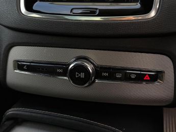 Volvo XC90 2.0 T6 R-Design Auto 4WD Euro 6 (s/s) 5dr