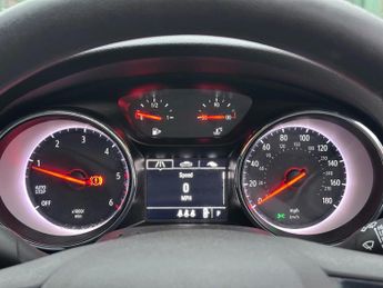 Vauxhall Astra 1.6 CDTi Design Sports Tourer 5dr Diesel Auto Euro 6 (136 ps)