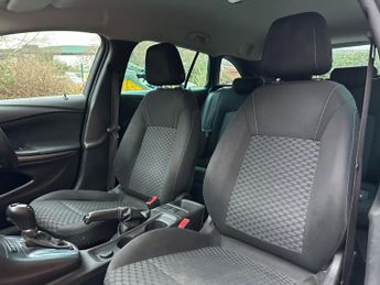 Vauxhall Astra 1.6 CDTi Design Sports Tourer 5dr Diesel Auto Euro 6 (136 ps)