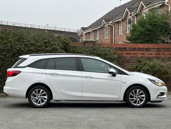 Vauxhall Astra 1.6 CDTi Design Sports Tourer 5dr Diesel Auto Euro 6 (136 ps)