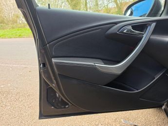 Vauxhall Astra 1.6 16v SE Auto Euro 5 5dr