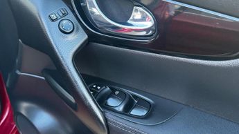 Nissan Qashqai 1.2 DIG-T n-tec+ XTRON 2WD Euro 6 (s/s) 5dr