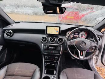 Mercedes-Benz A Class 1.6 A180 Sport Hatchback 5dr Petrol 7G-DCT Euro 6 (s/s) (122 ps)