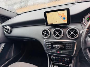 Mercedes-Benz A Class 1.6 A180 Sport Hatchback 5dr Petrol 7G-DCT Euro 6 (s/s) (122 ps)