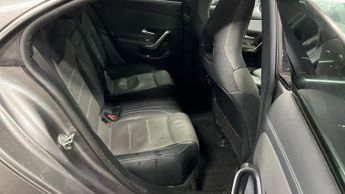 Mercedes-Benz CLA 1.3 CLA250e 15.6kWh AMG Line (Premium Plus) Coupe 8G-DCT Euro 6 